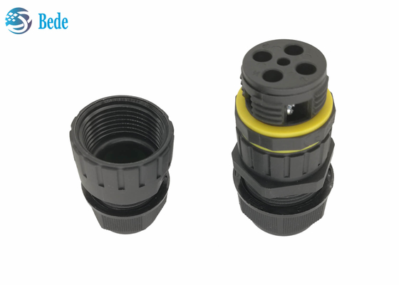 Đầu nối cáp chống nước IP 68 3 chân Đầu ra 2 ~ 4 dây chịu được điện áp cao và dòng điện cao